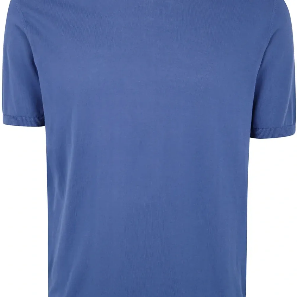 Футболка с круглым вырезом