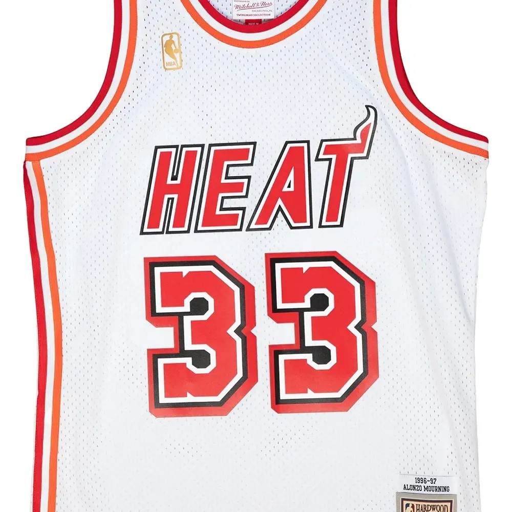 Топ 1996/97 Hardwood Classics Alonzo Mourning Miami Heat White