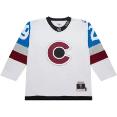 Топ Nathan MacKinnon Colorado Avalanche Stadium Series Power Play White (2016 год)