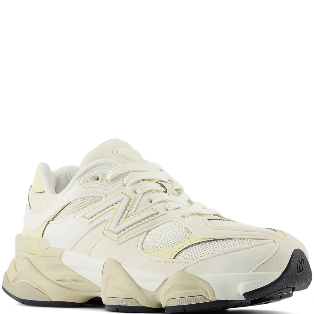 Кроссовки 9060