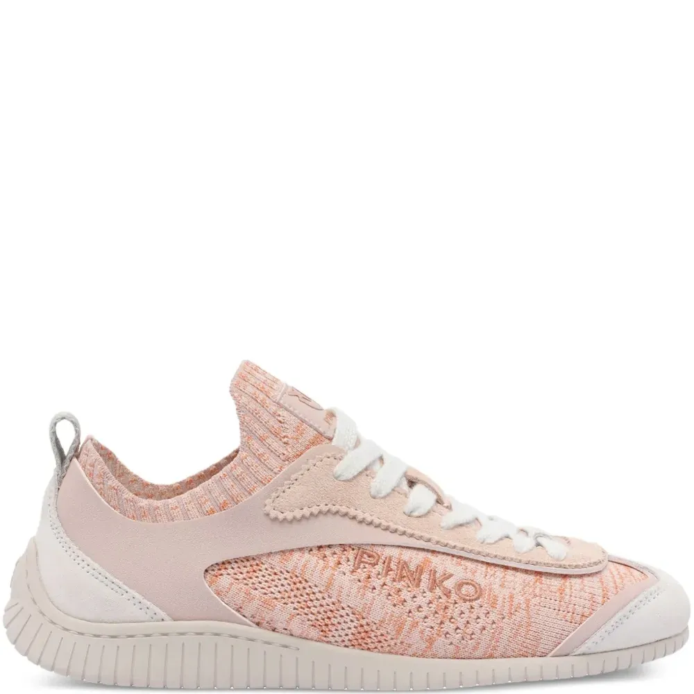 Кроссовки Reby