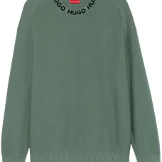 Свитер с логотипом