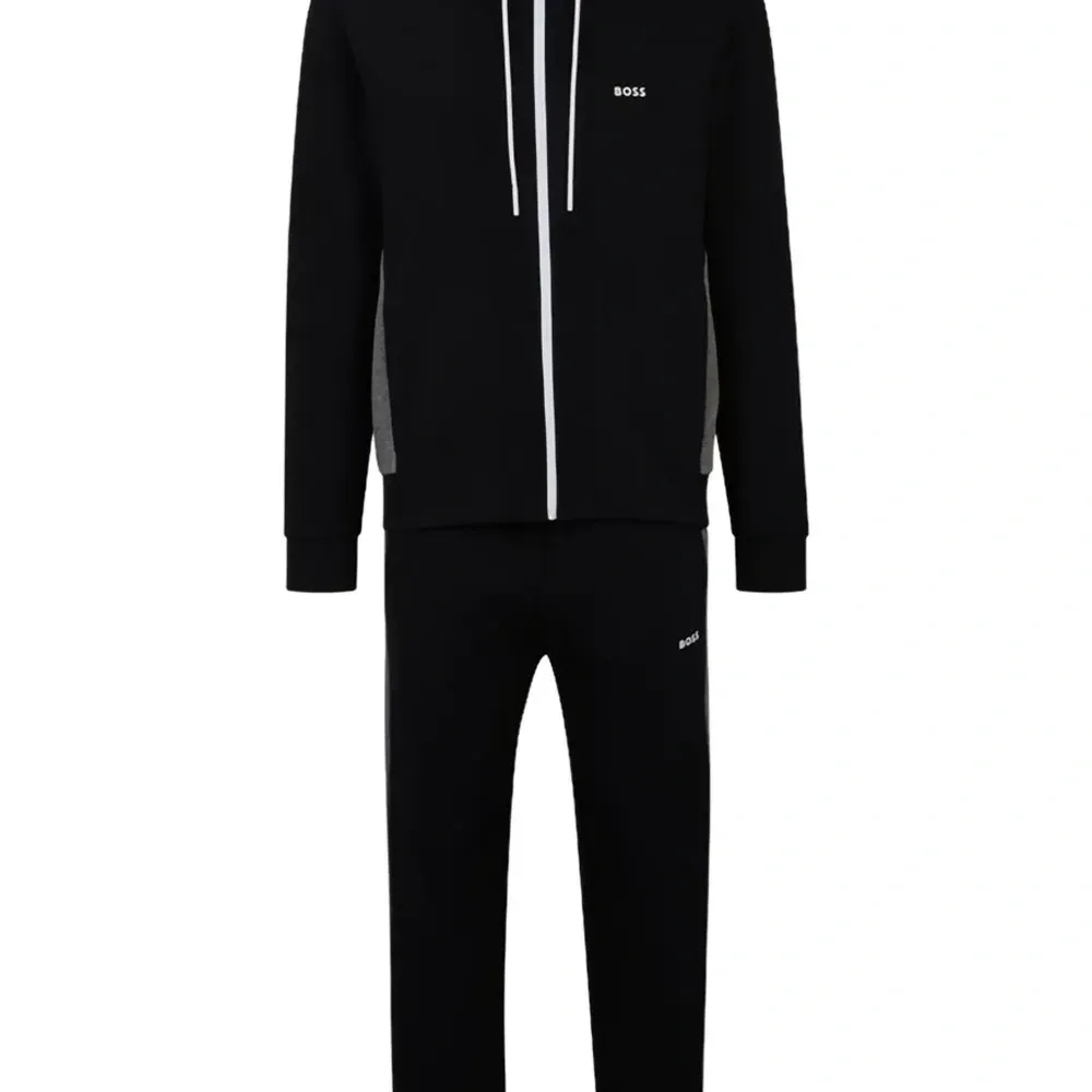 Спортивный костюм с принтом Спортивный костюм с принтом