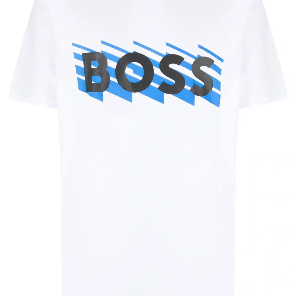 Футболка с логотипом