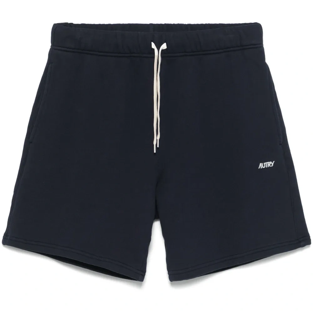 Спортивные шорты