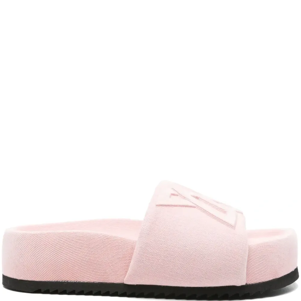 Шлепанцы с тисненым логотипом