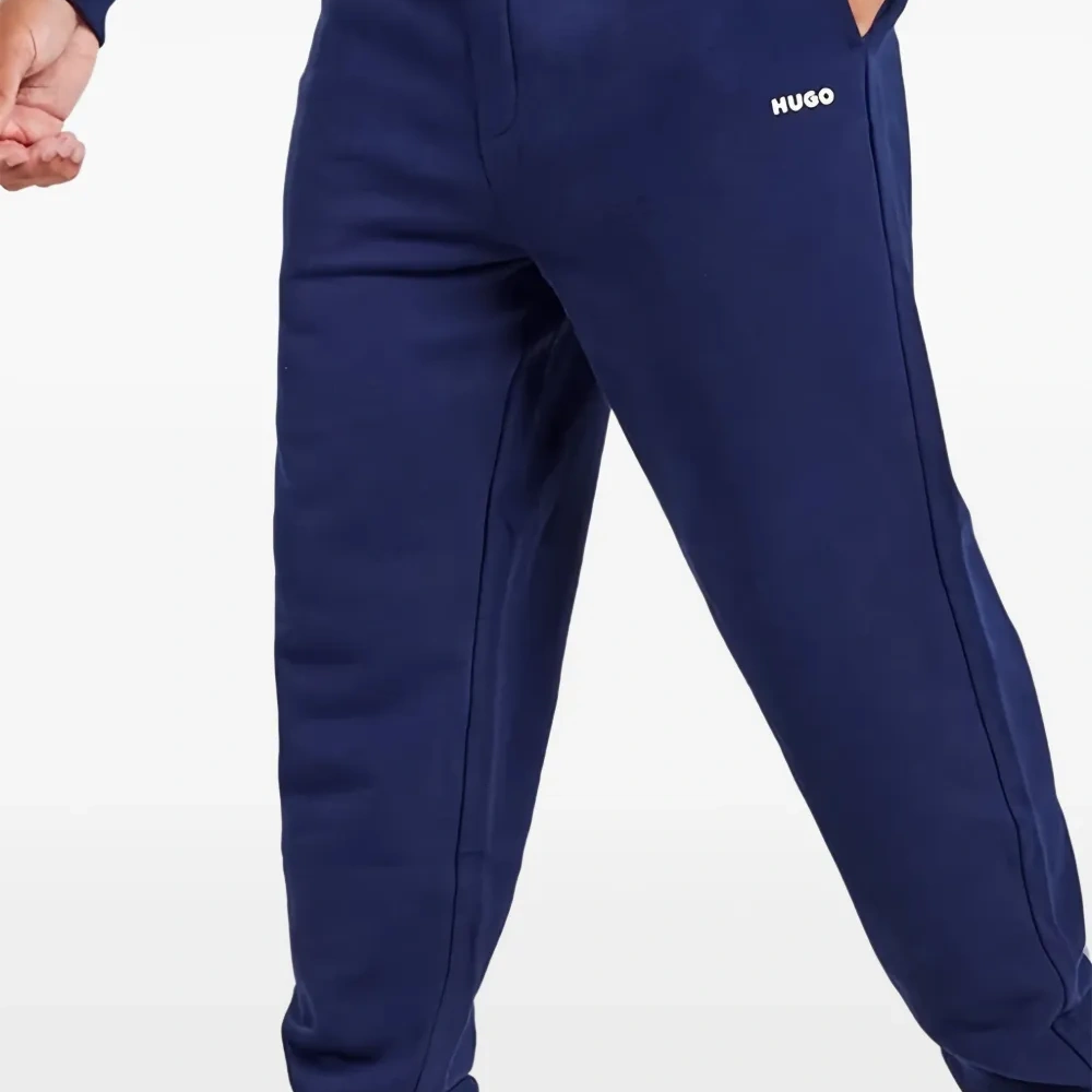 Спортивные брюки