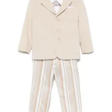 Костюм в полоску