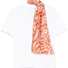 Футболка с логотипом и стразами