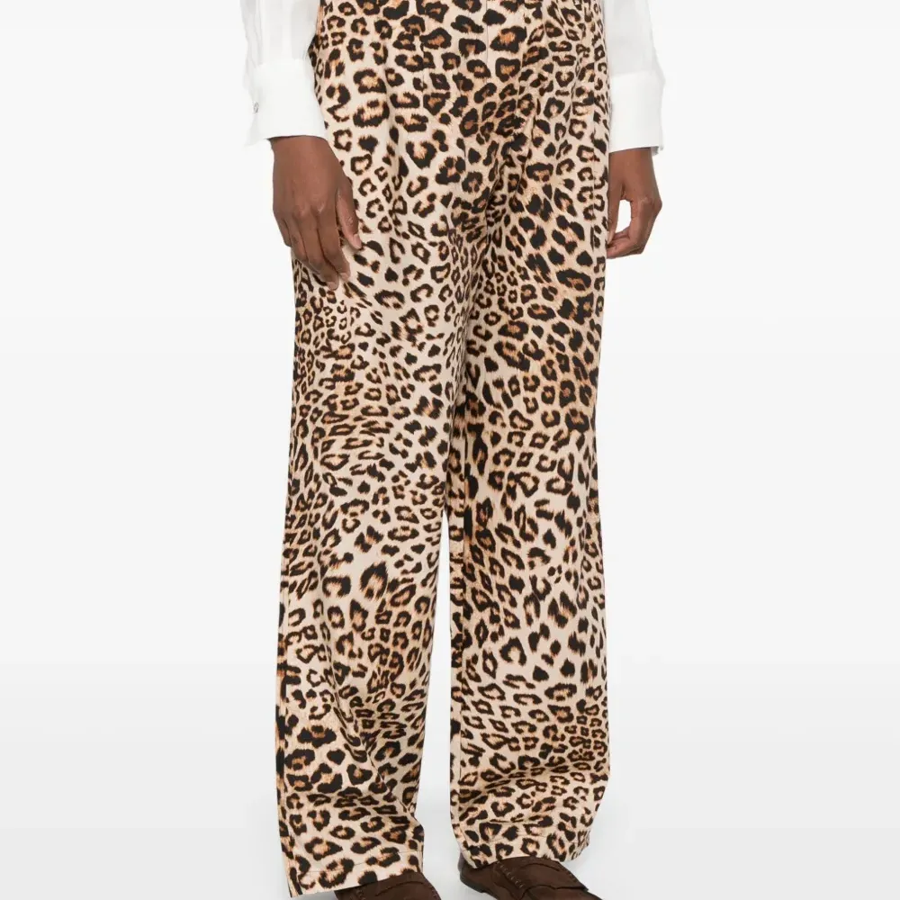 Брюки с леопардовым принтом