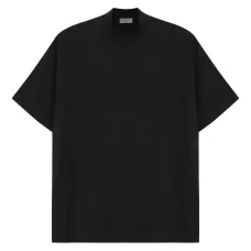 Футболка свободного кроя с высоким воротником Футболка свободного кроя с высоким воротником