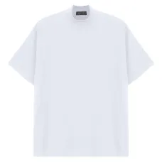 Футболка с воротником-стойкой