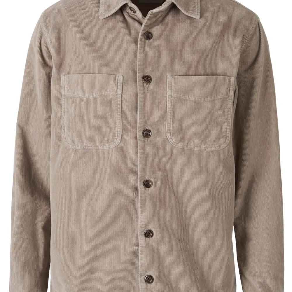 Рубашка на пуговицах