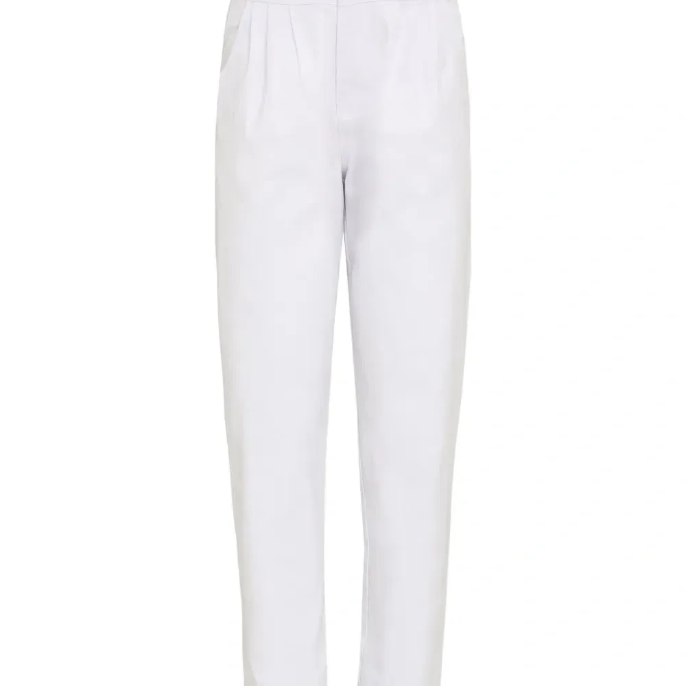 Брюки прямого кроя со складками Брюки прямого кроя со складками