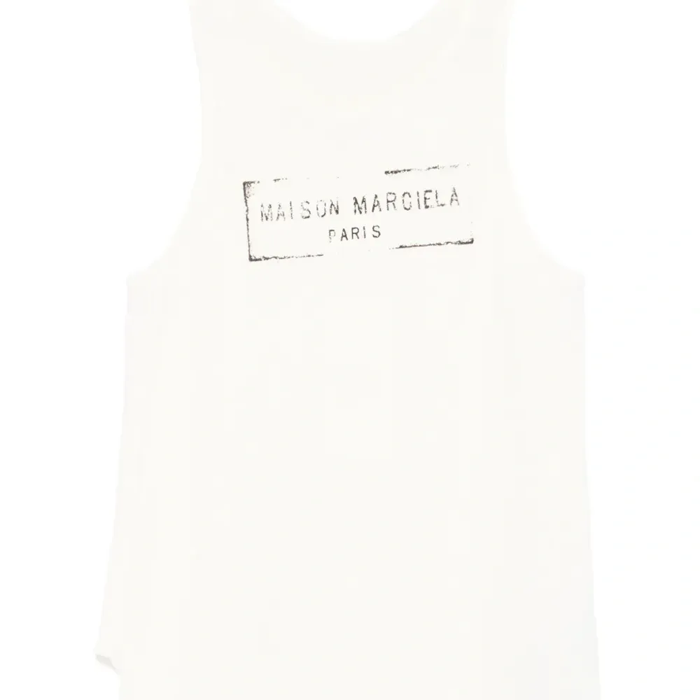 Топ с логотипом