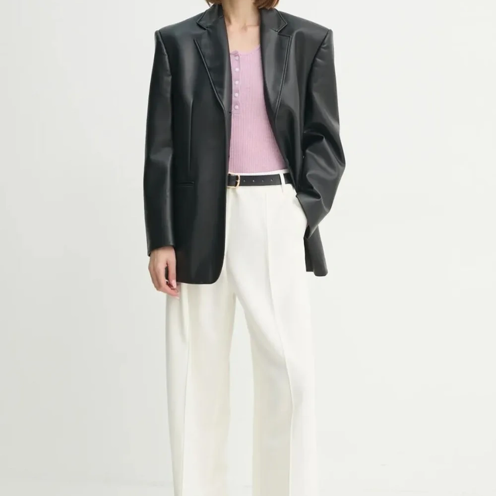 Трикотажный топ с короткими рукавами