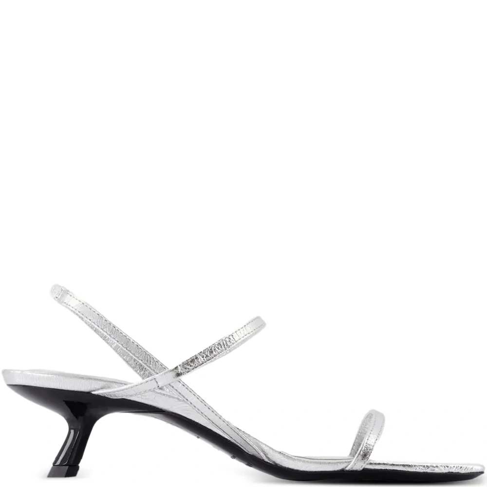 Туфли Hilda с ремешком