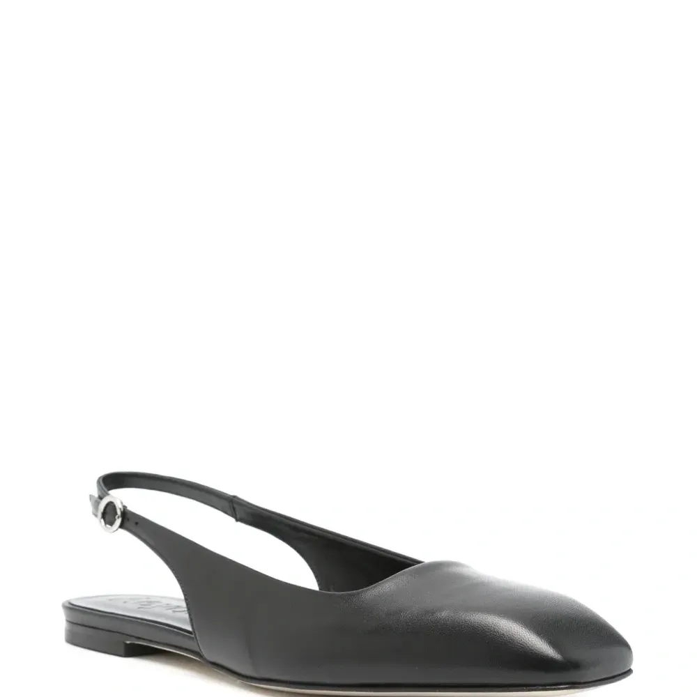 Туфли на каблуке