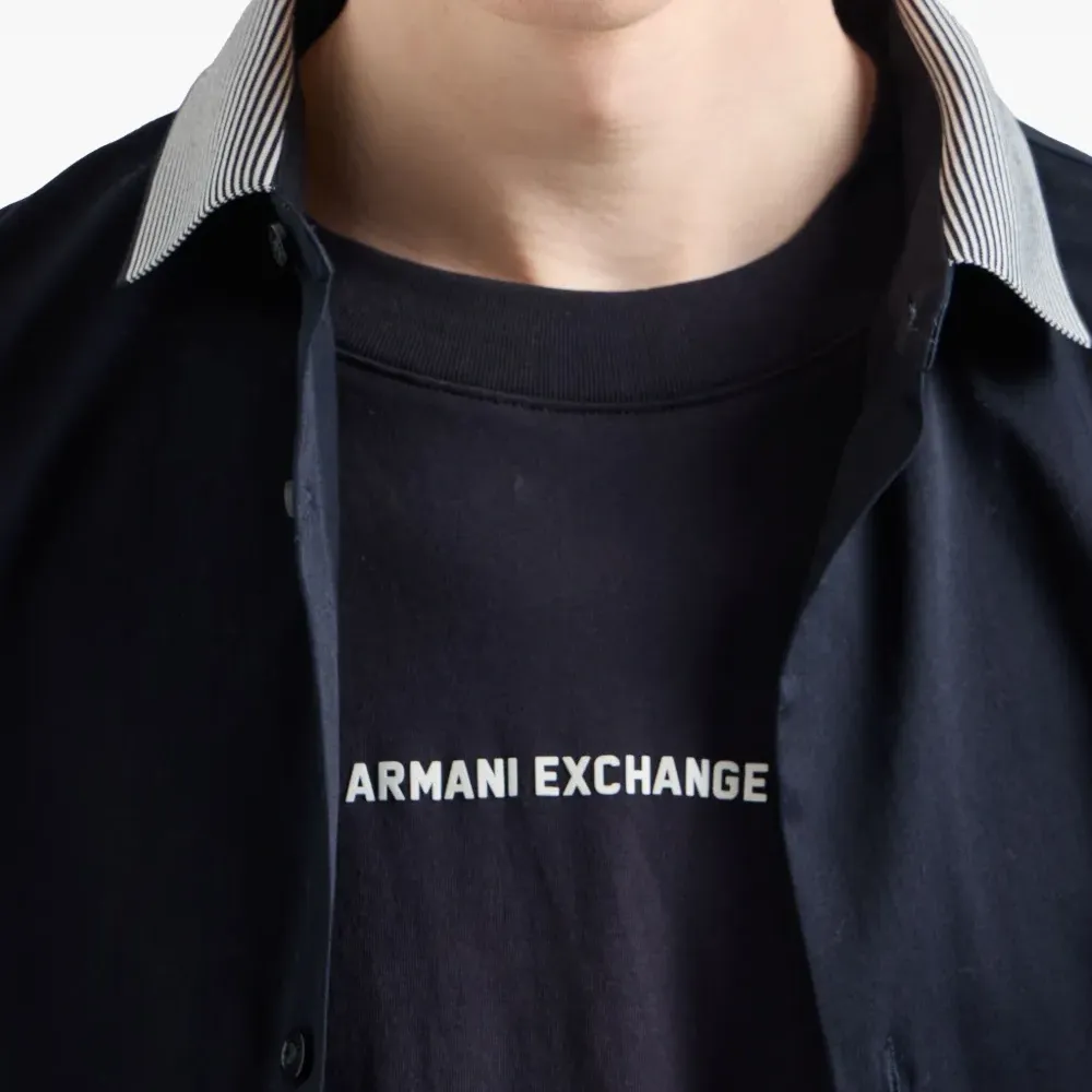 Футболка с логотипом