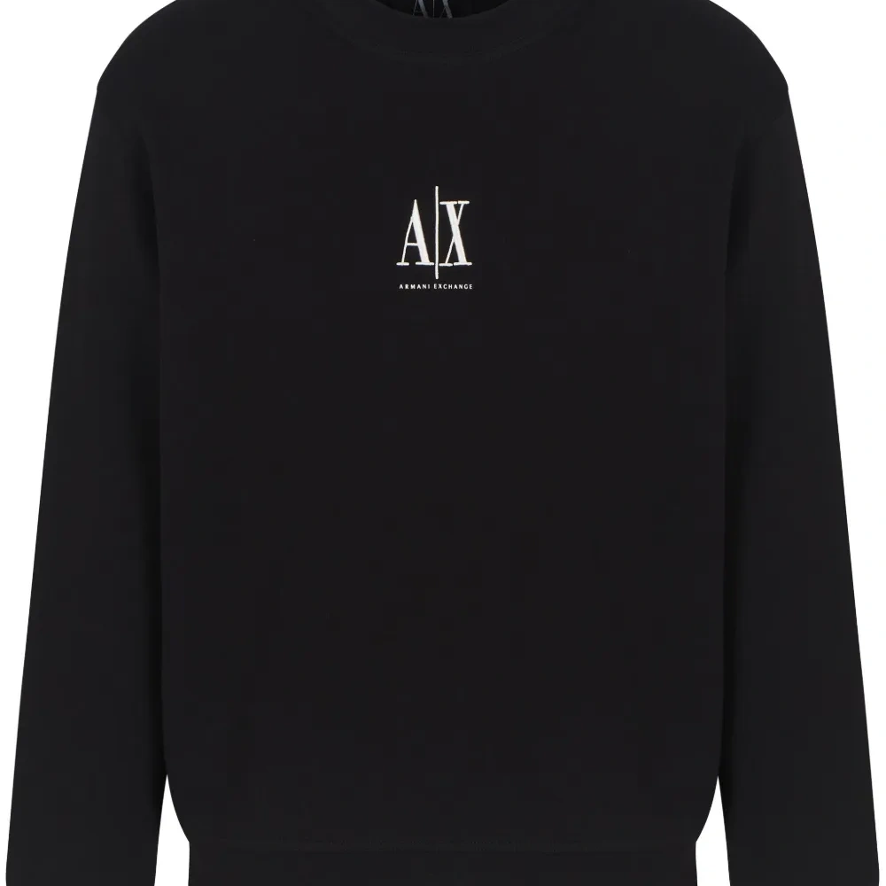 Толстовка с вышитым логотипом