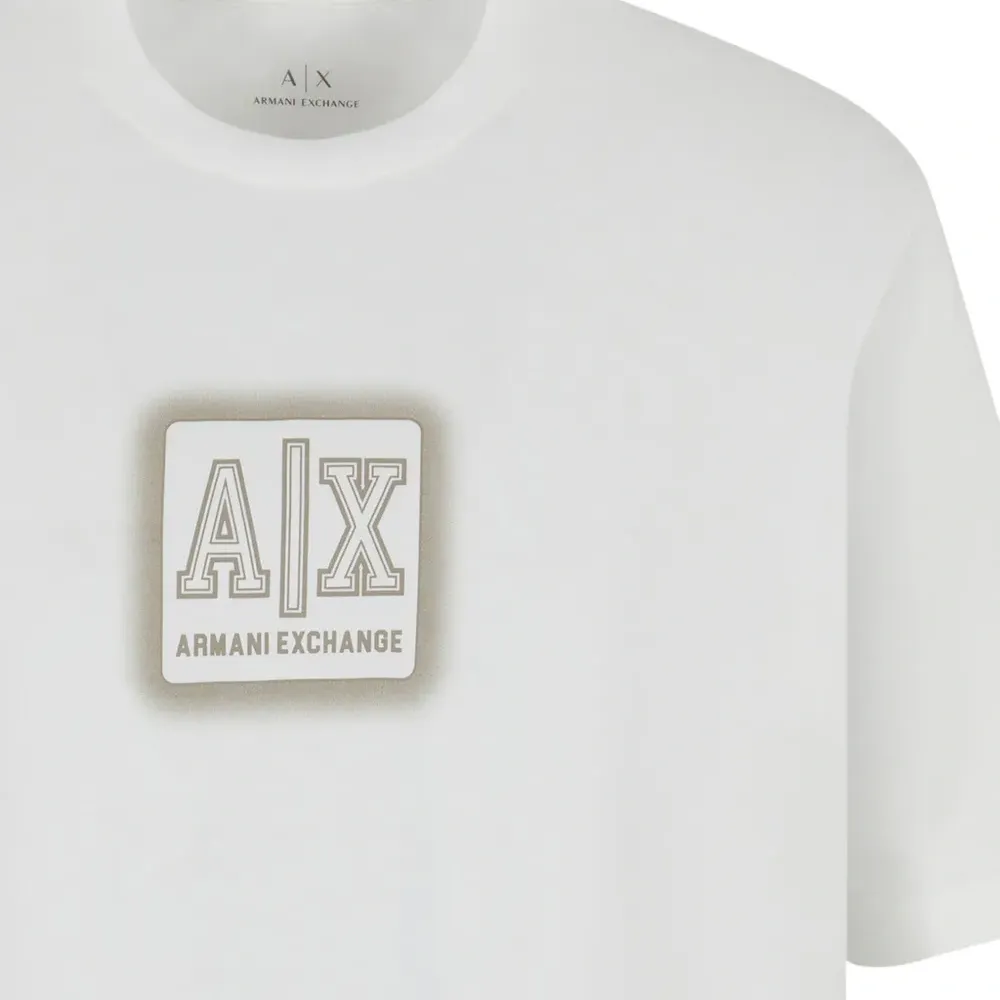 Футболка с логотипом Футболка с логотипом