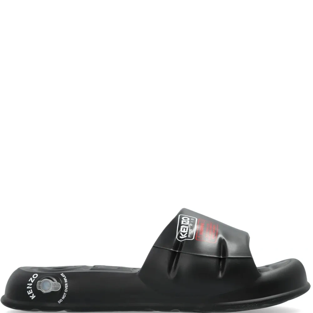 Шлепанцы с логотипом