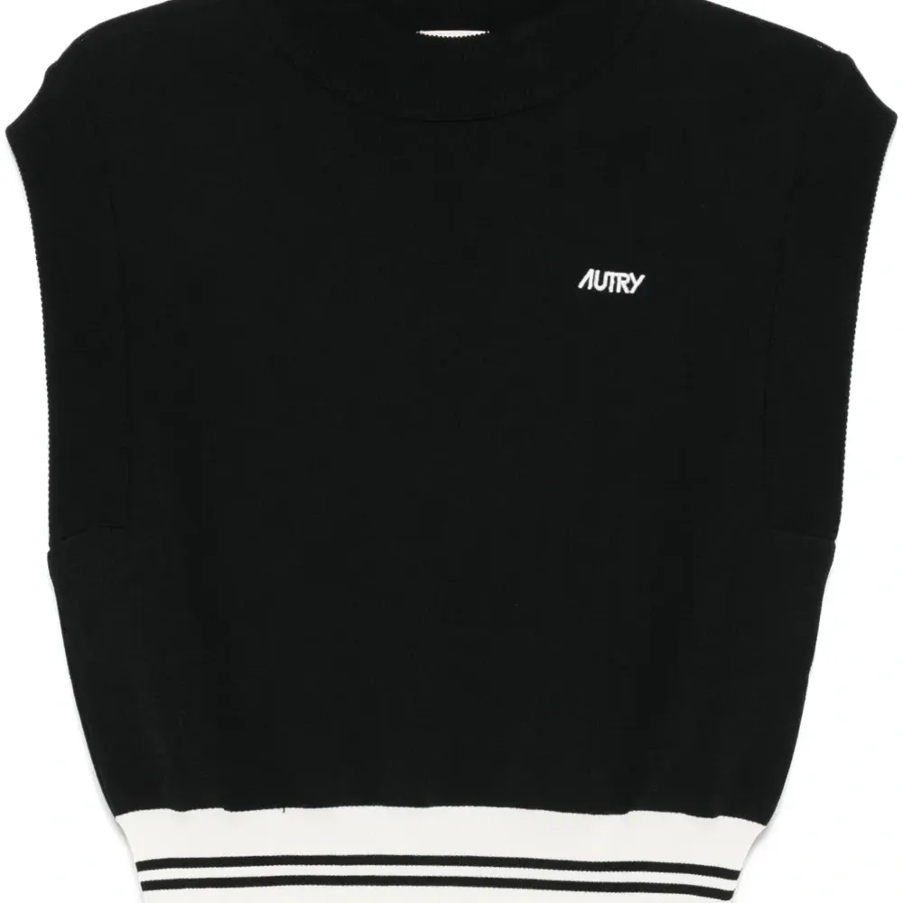 Топ без рукавов