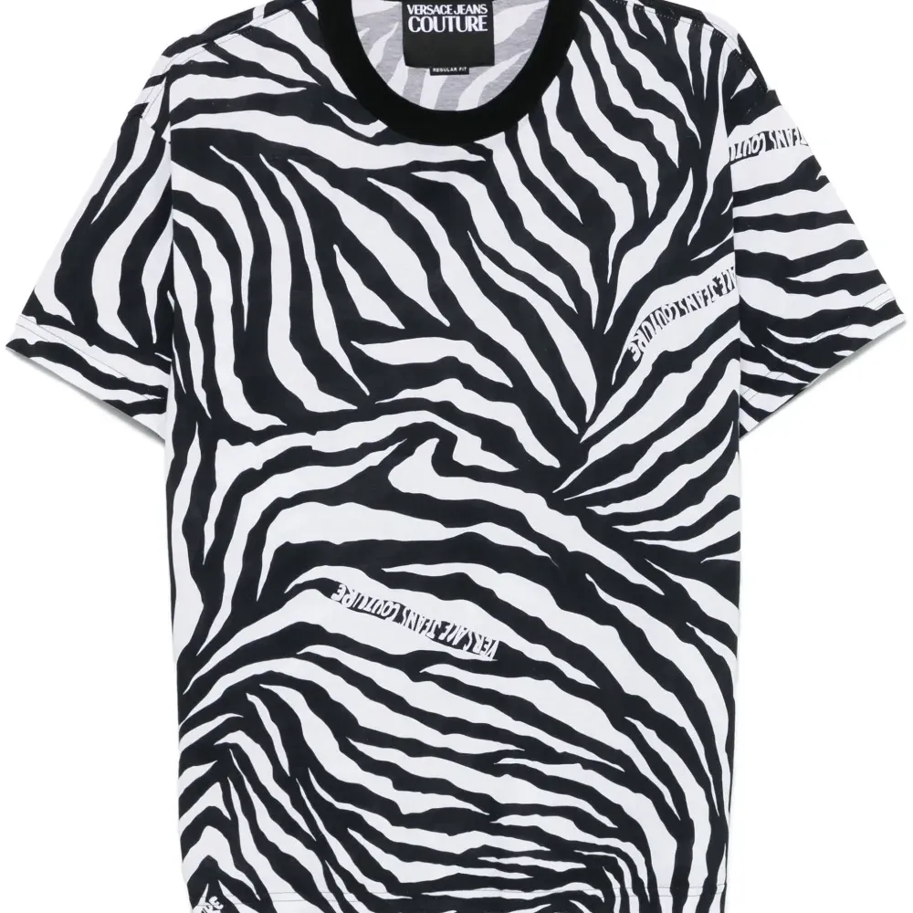 футболка с принтом