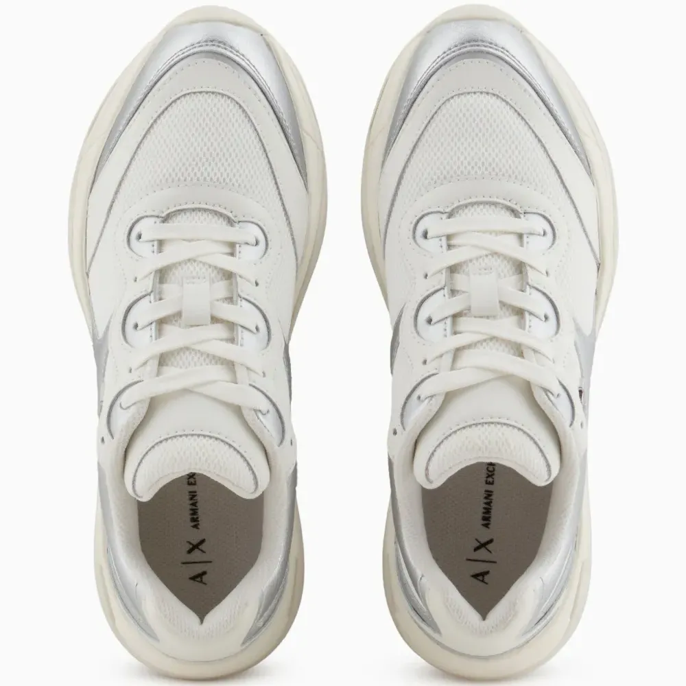 Кроссовки с эффектом металлик Кроссовки с эффектом металлик