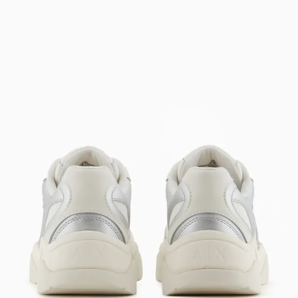 Кроссовки с эффектом металлик Кроссовки с эффектом металлик