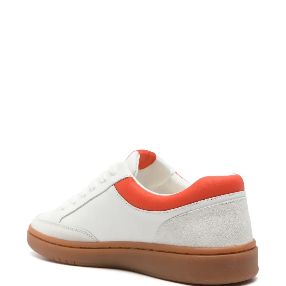 Кроссовки с тисненым логотипом