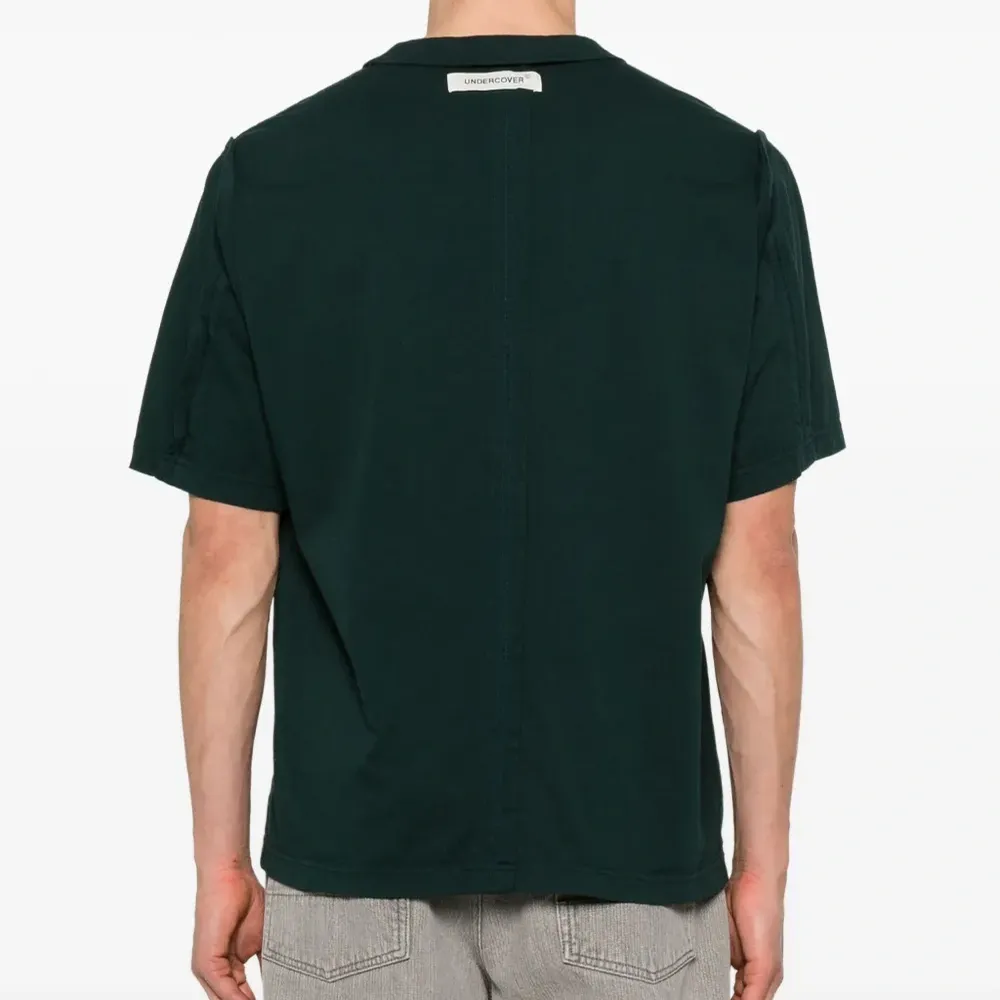 Футболка с логотипом