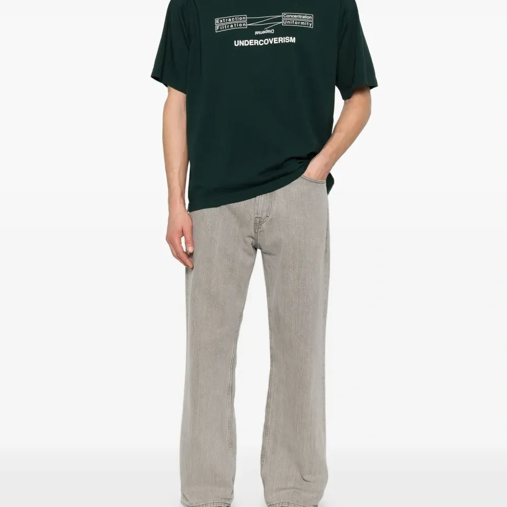 Футболка с логотипом