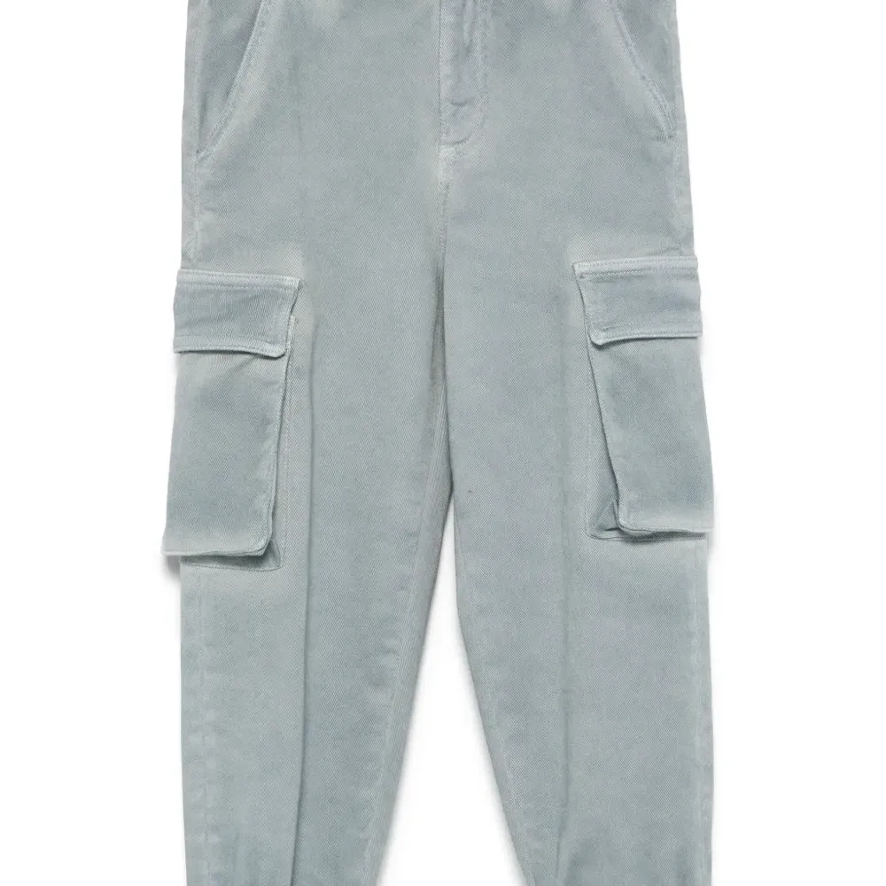 Брюки с карманами