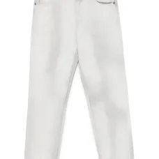 Зауженные джинсы