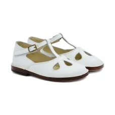 Балетки с т-образным ремешком и вырезами