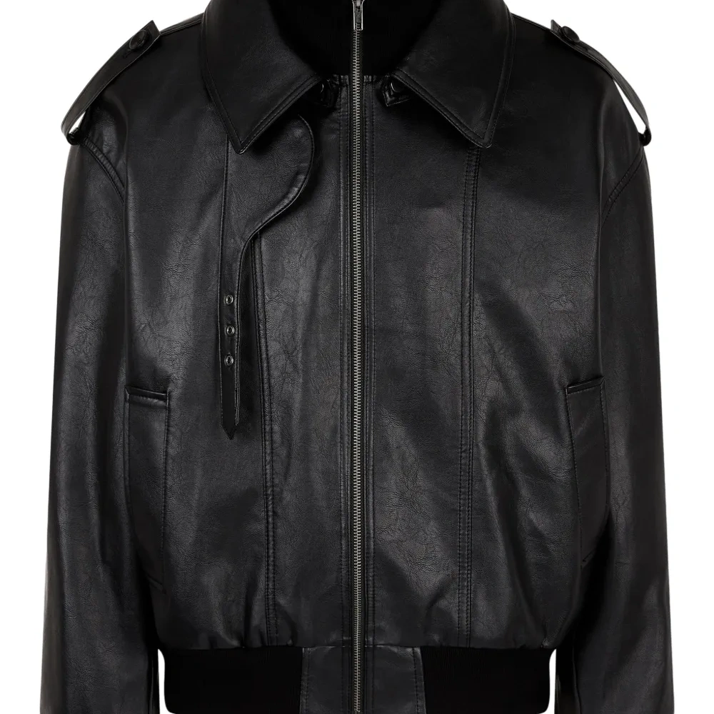 Бомбер из искусственной кожи