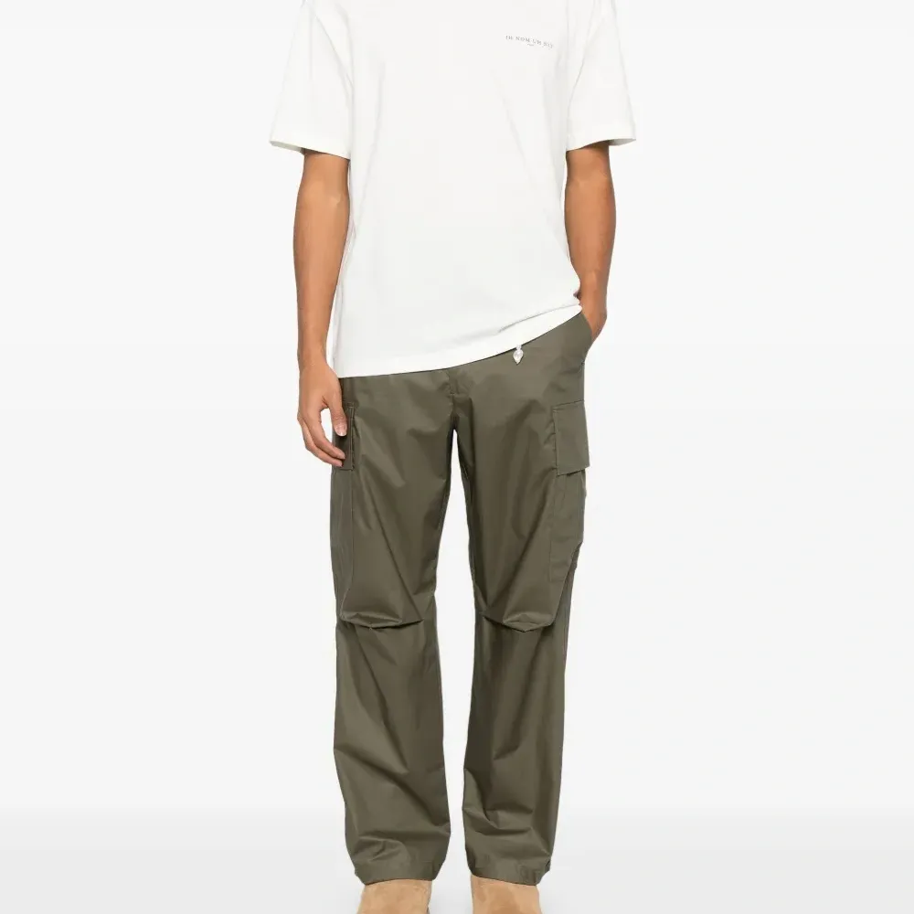 Футболка с логотипом