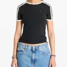 Футболка с вышитым логотипом Футболка с вышитым логотипом