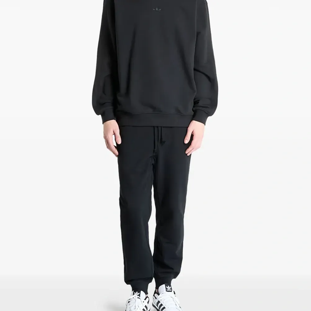 Толстовка с круглым вырезом Толстовка с круглым вырезом