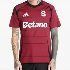 футболка с логотипом футболка с логотипом