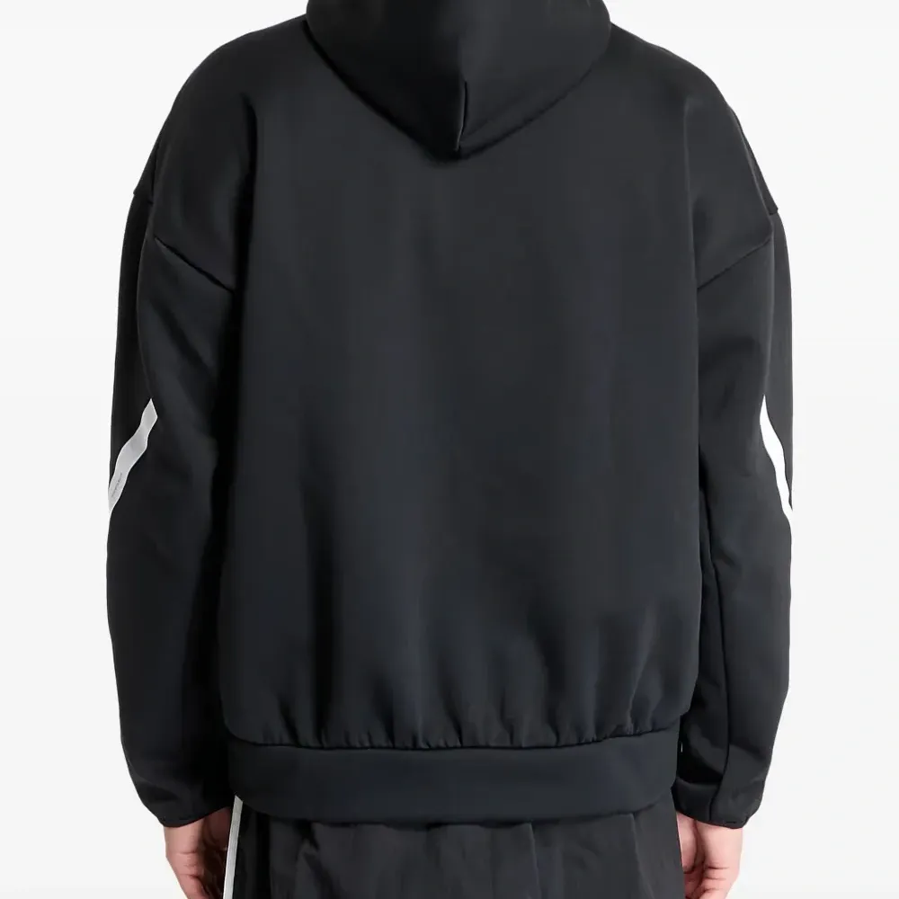 худи с логотипом