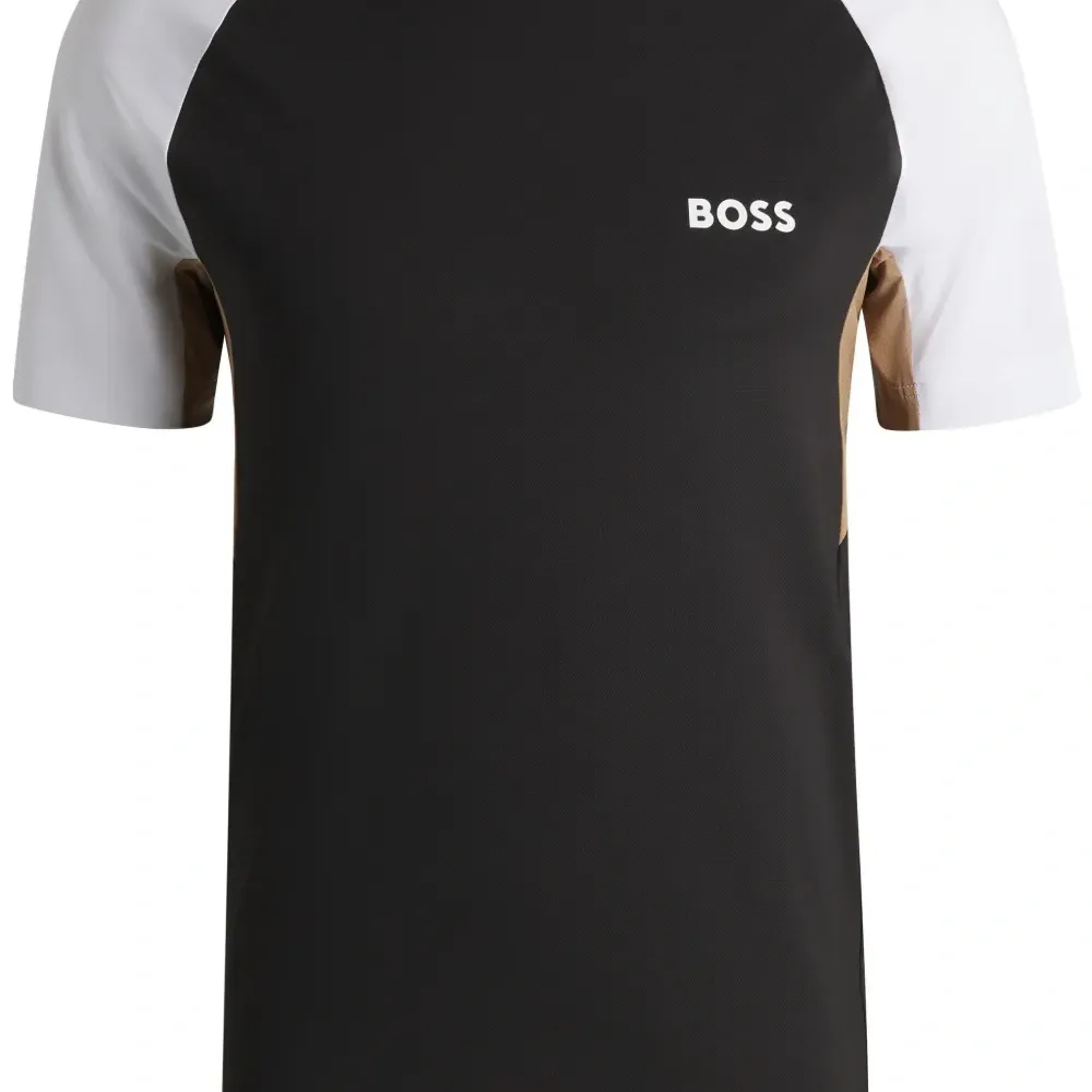 Футболка в стиле колор-блок