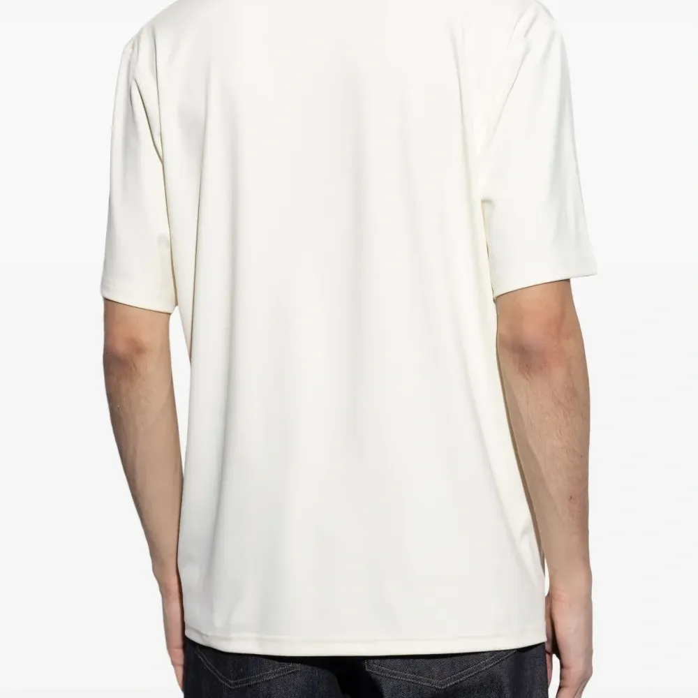 Футболка с принтом