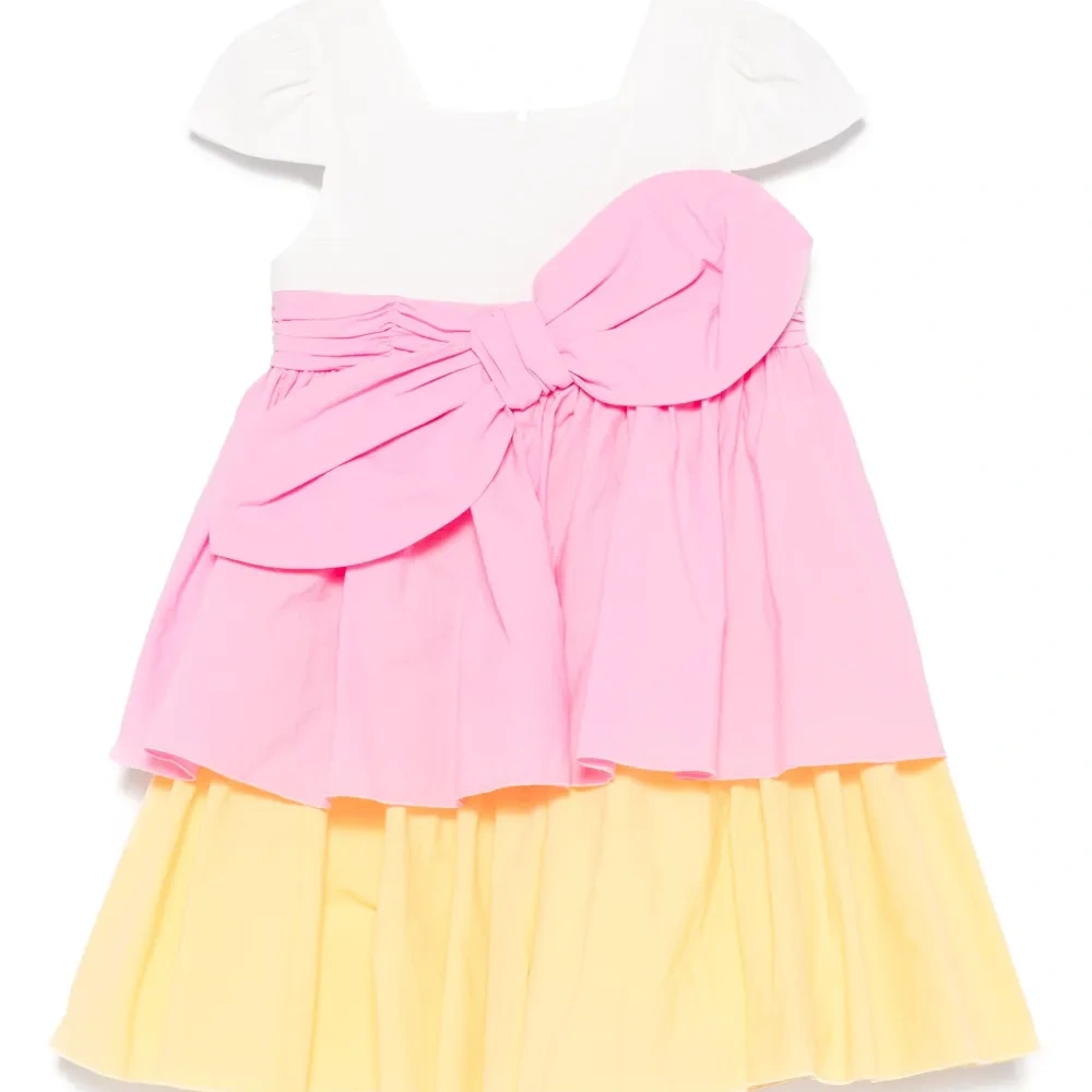 Платье с бантом