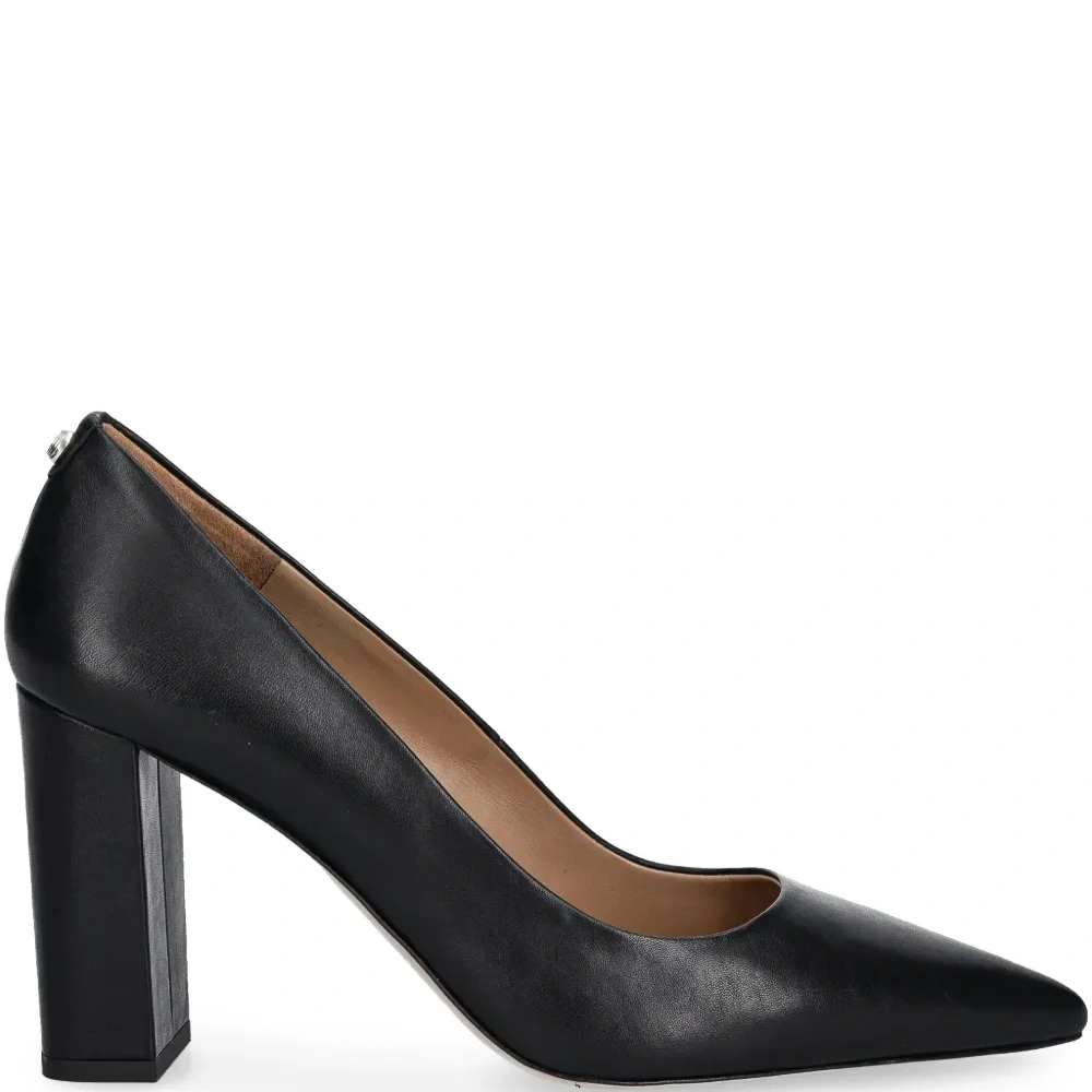 Туфли на каблуке