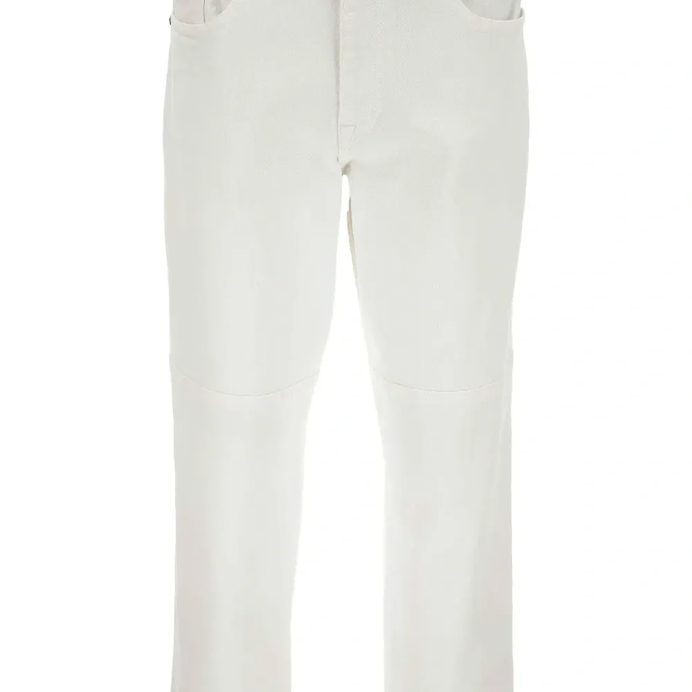 Прямые джинсы