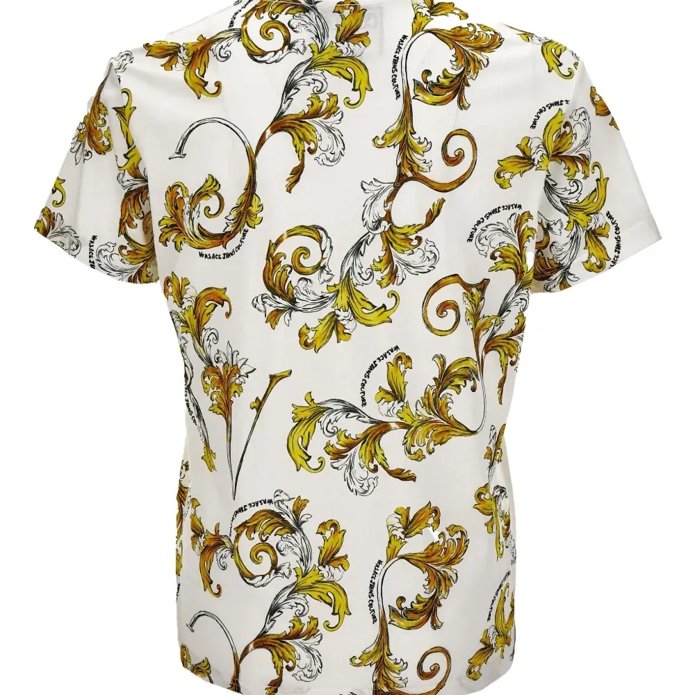 Футболка с графичным принтом