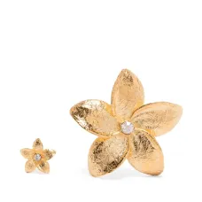 Серьги в форме цветка