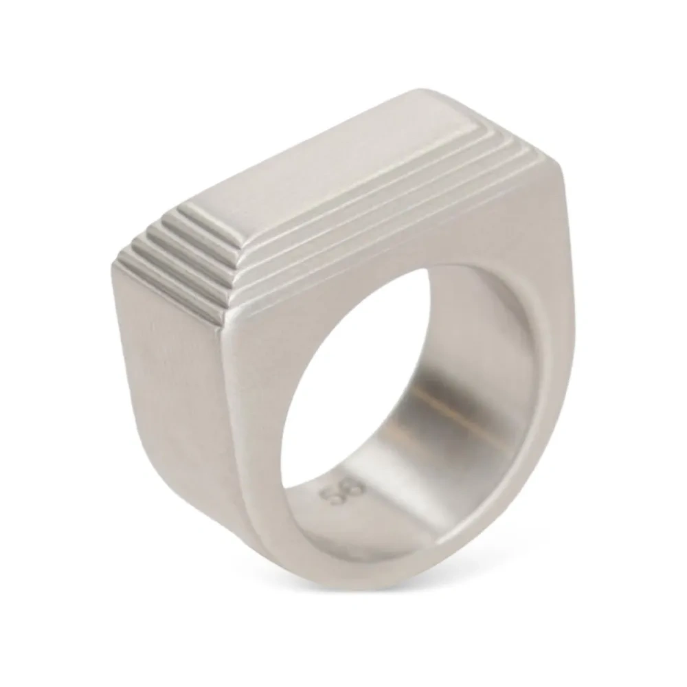 Кольцо с гравировкой